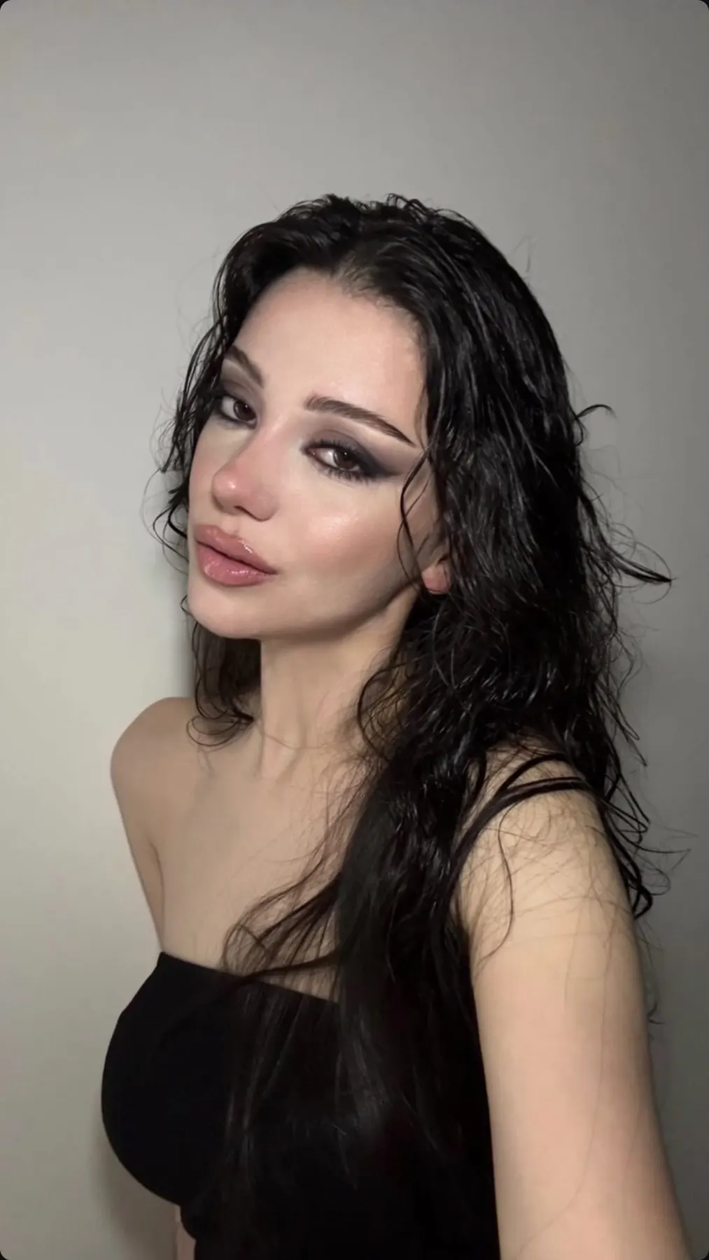 Izmirli Akyurt Escort | Sana Özel Bir Gece